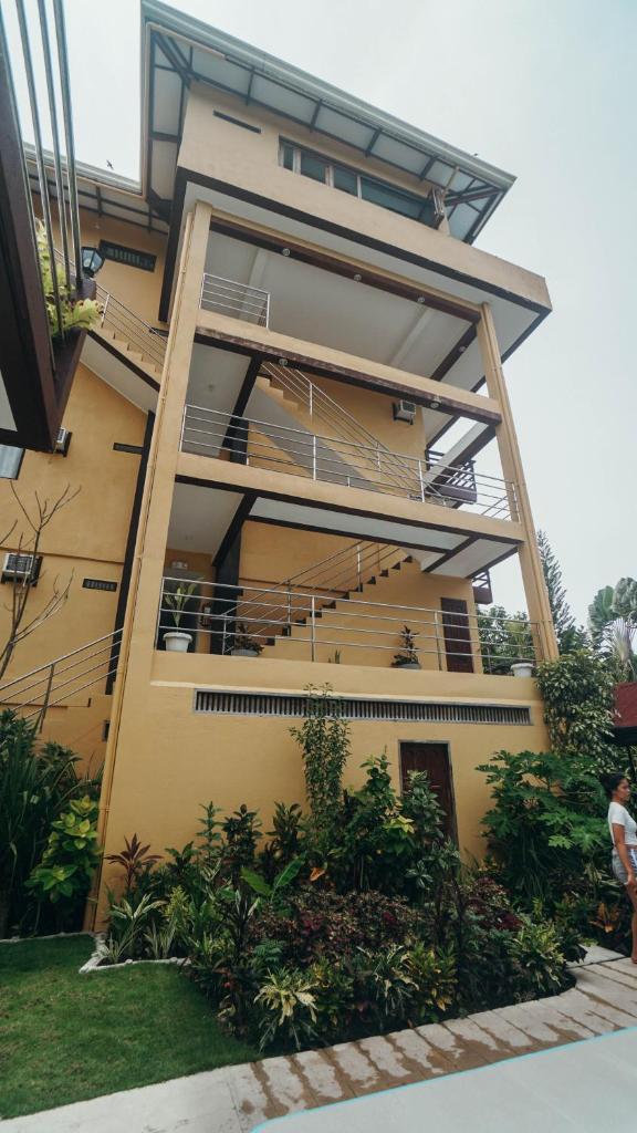 Point 303 Resort photo 1