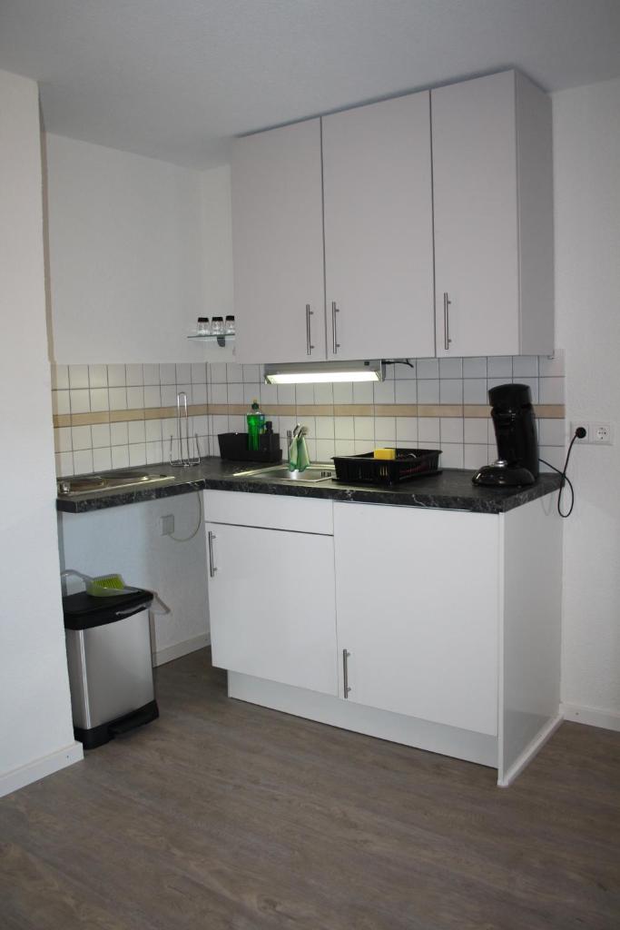Schönes Zimmer mit Bad für Reisende photo 3