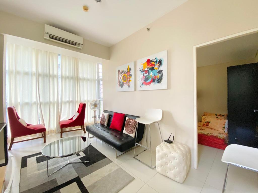 Pico de Loro Retro Style 1BR Unit (Carola A 311) photo 1