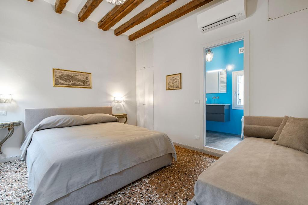 Ca’ Anna Rialto Apartment M0270429079, Venice