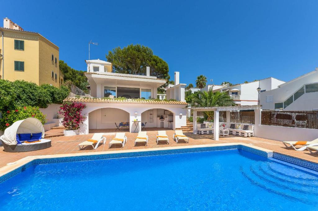 3001 Schöne Villa am Meer in Sant Elm photo 3