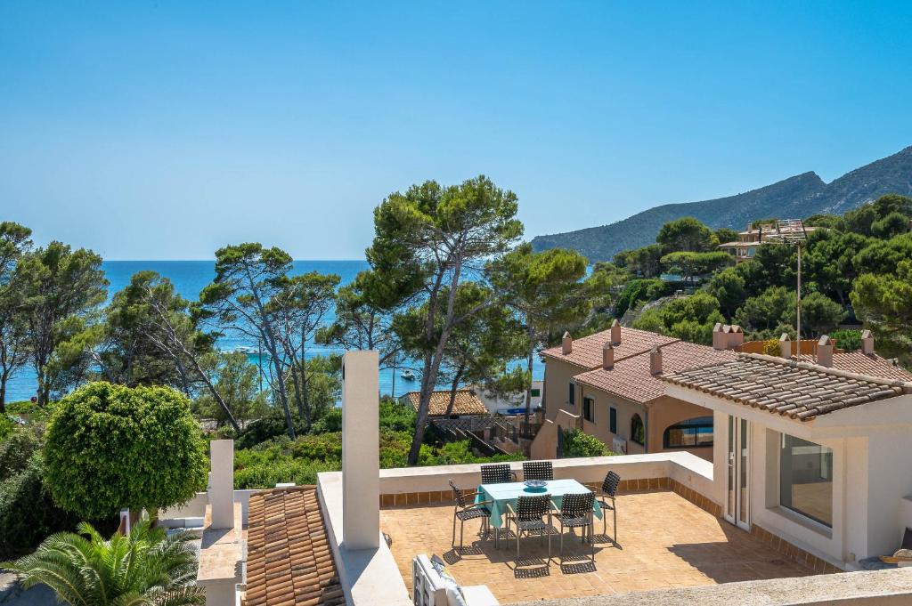 3001 Schöne Villa am Meer in Sant Elm photo 1