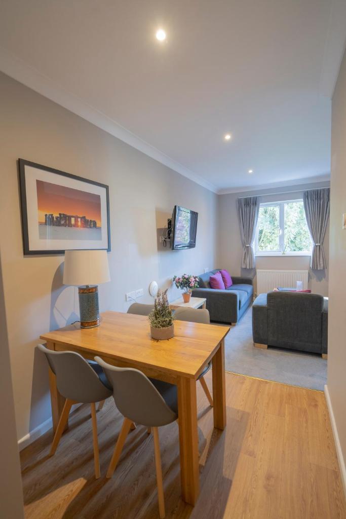 Peartree Serviced Apartments - Tap to explore photos