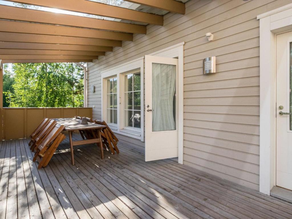 Holiday Home 4 seasons hymy c by Interhome photo 4