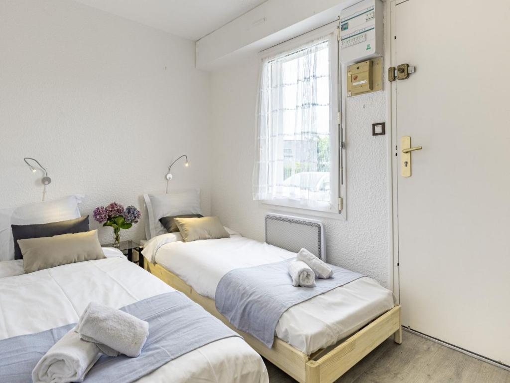Studio Phare de Kernevest-3 by Interhome photo 2