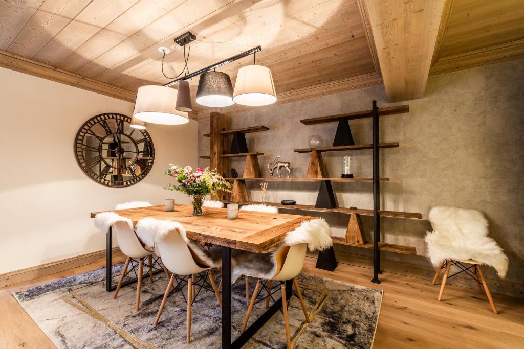 Apartment Padouk Moriond Courchevel - by EMERALD STAY photo 4