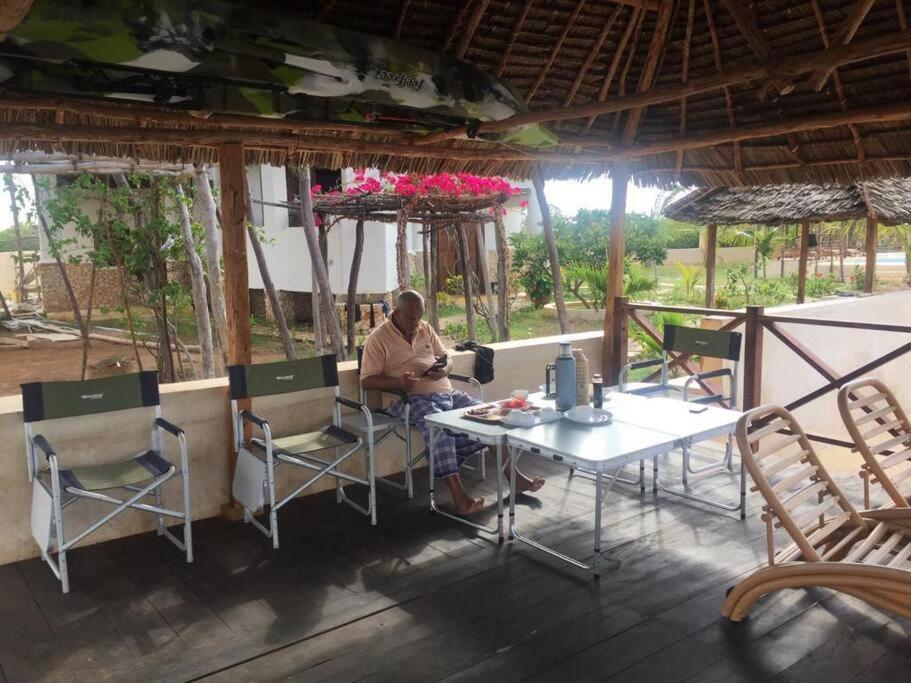 MANDA ISLAND Private Villa photo 2