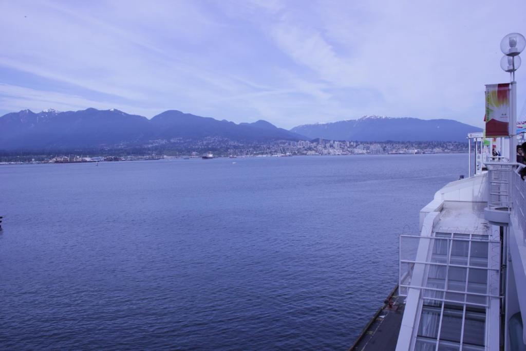 Your Vacation Home Downtown Vancouver photo 2