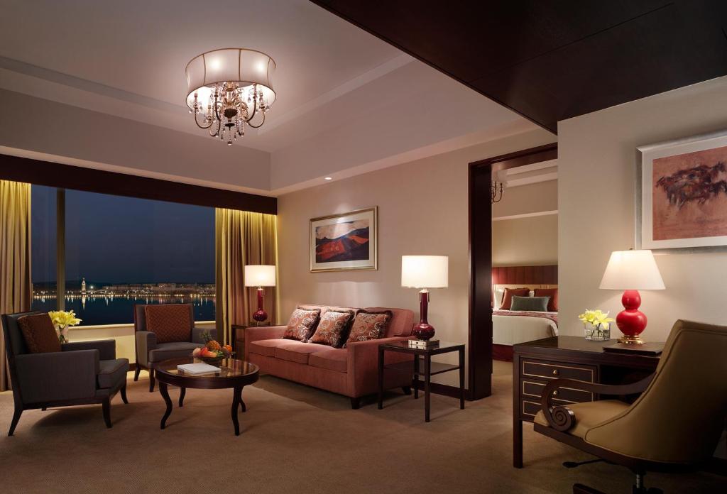 Shangri-La Manzhouli photo 1