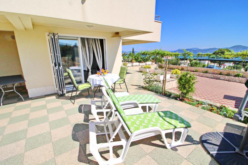 Apartments Gusti photo 4