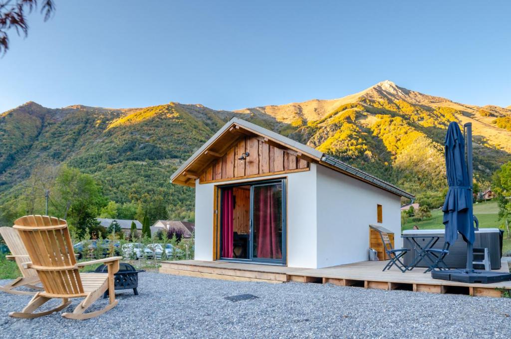 Les Petits Ecrins - Chalets avec spas privatifs photo 1