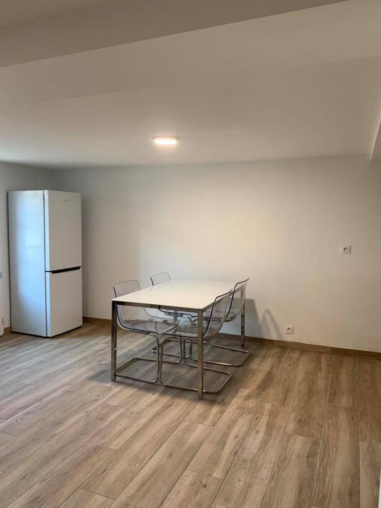 Appartement, centre ville AIGUILLON photo 3
