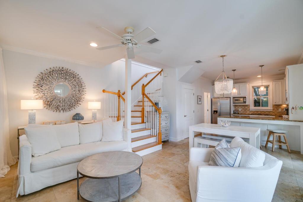 30A Beach House - Stillwater Cottage by Panhandle Getaways photo 4
