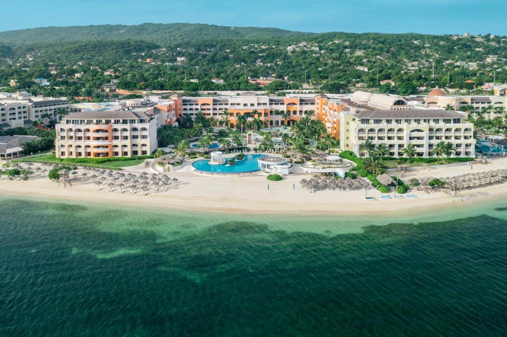 Iberostar Selection Rose Hall Suites photo 2