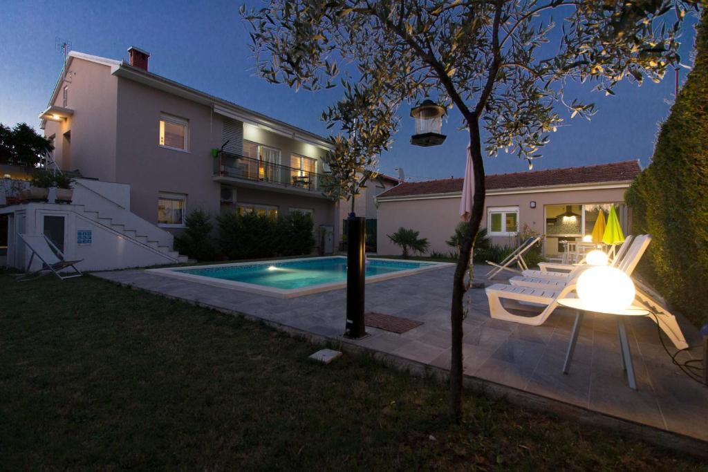 Lovely holiday home Pjacal II with pool in Pula photo 4