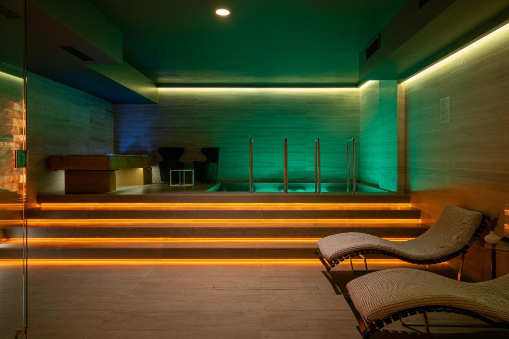 BERDS Hotel Chisinau - MGallery Collection - Tap to explore photos