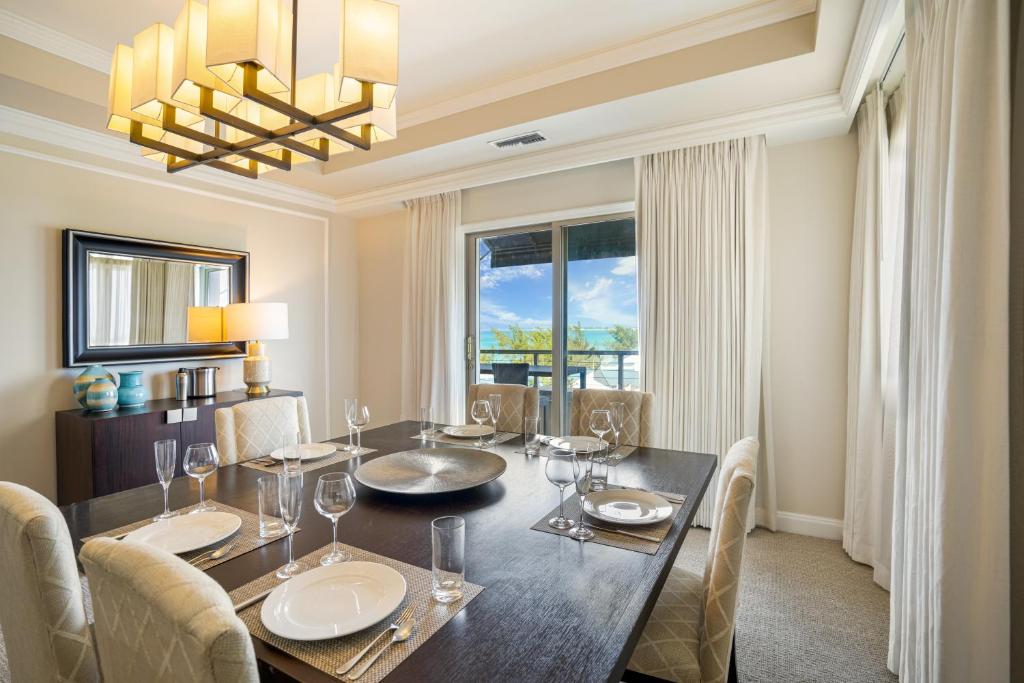 Ocean View Residence 708 located at The Ritz-Carlton photo 3