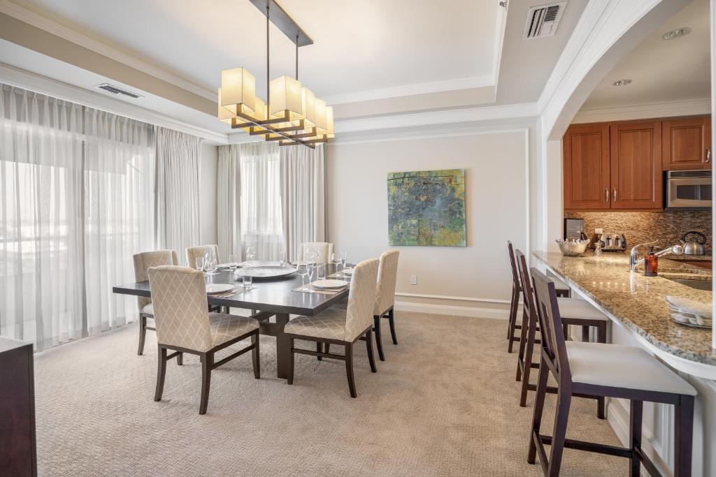 Ocean View Residence 708 located at The Ritz-Carlton photo 2