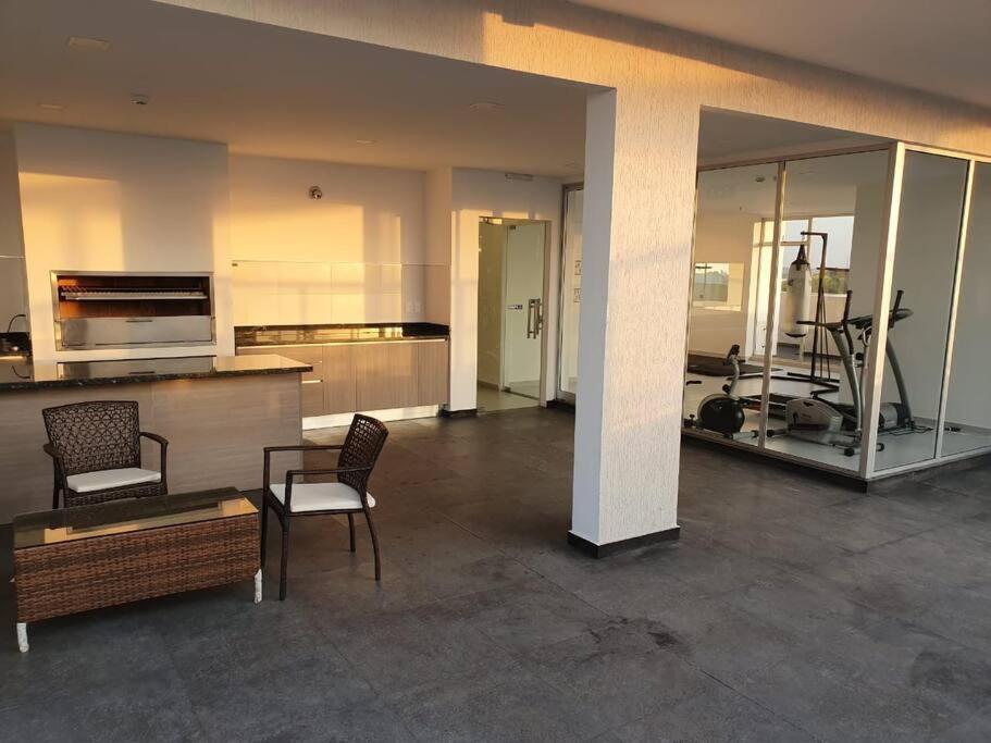 Hermoso departamento con piscina y estacionamiento photo 3