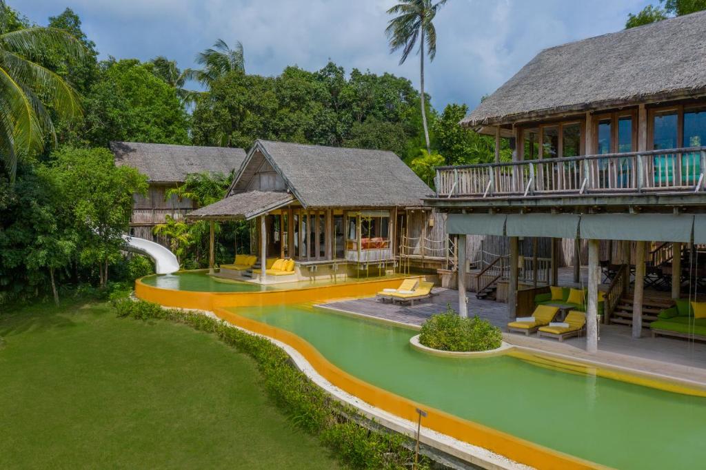 Апартаменты (Вилла Reserve с 4 спальнями и бассейном, вид на залив), Soneva Kiri