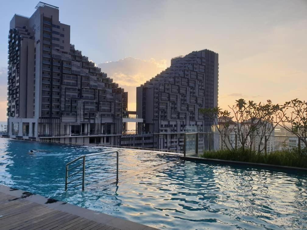Imperio Residence Free Parking by Myplace, Malacca