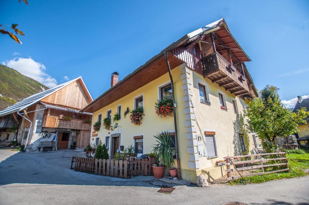 Hostel, Rooms and Apartment Ceklin photo 1