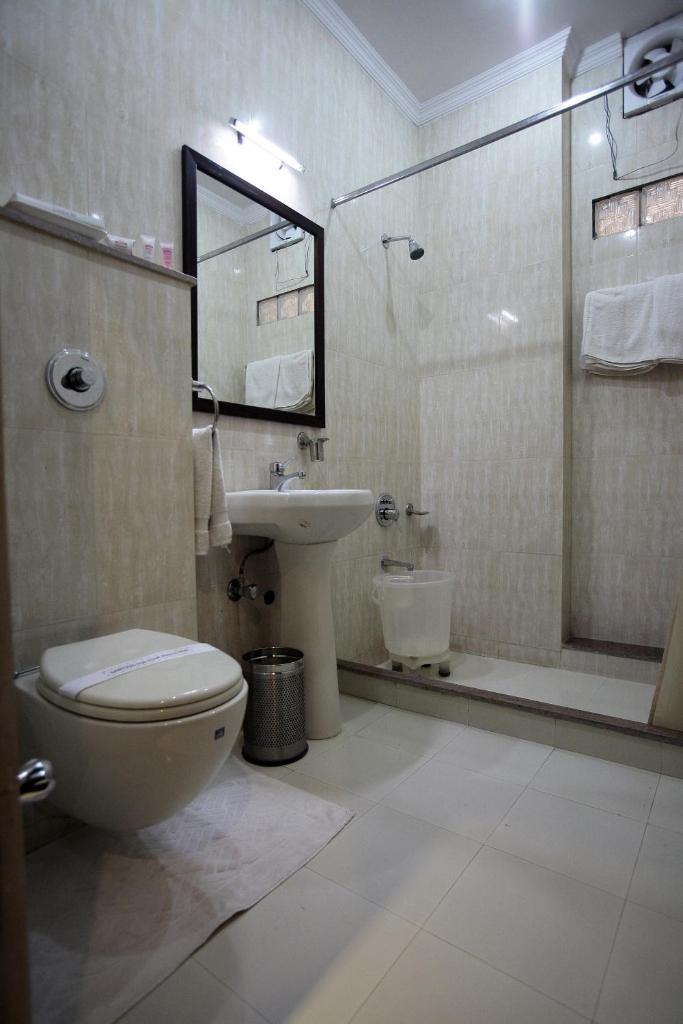 Двухместный (Представительский двухместный номер с 1 кроватью), Sarovar Regency