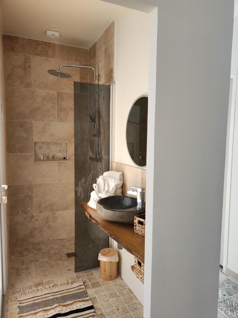 Magnifique petite villa haut de gamme avec jacuzzi l'attrape rêve photo 4