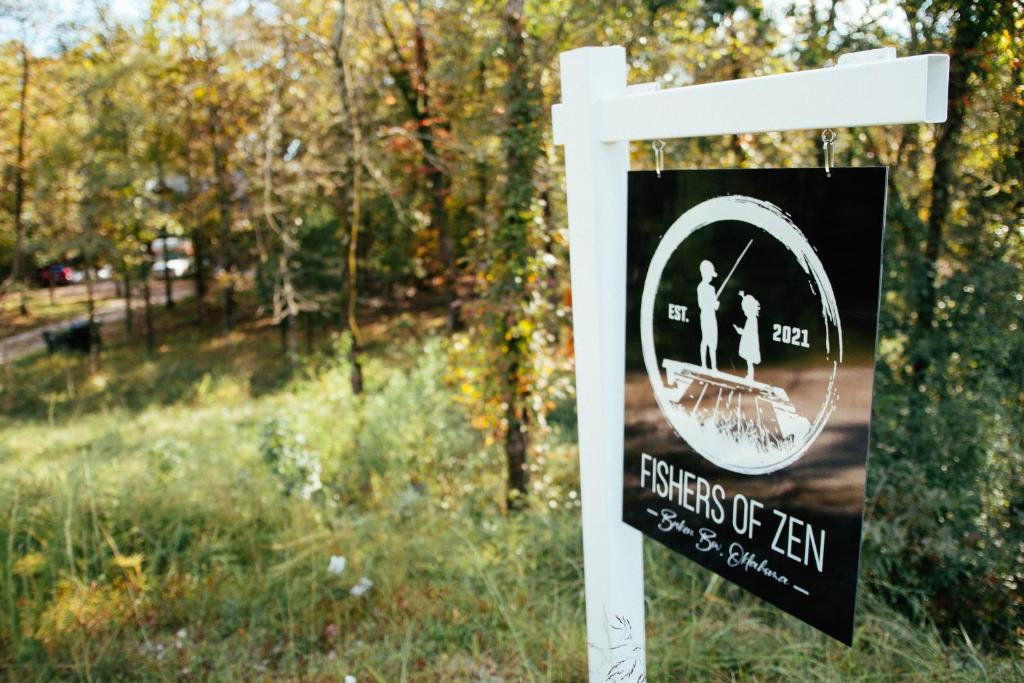 Fishers of Zen - Broken Bow Vacation Cabin photo 1