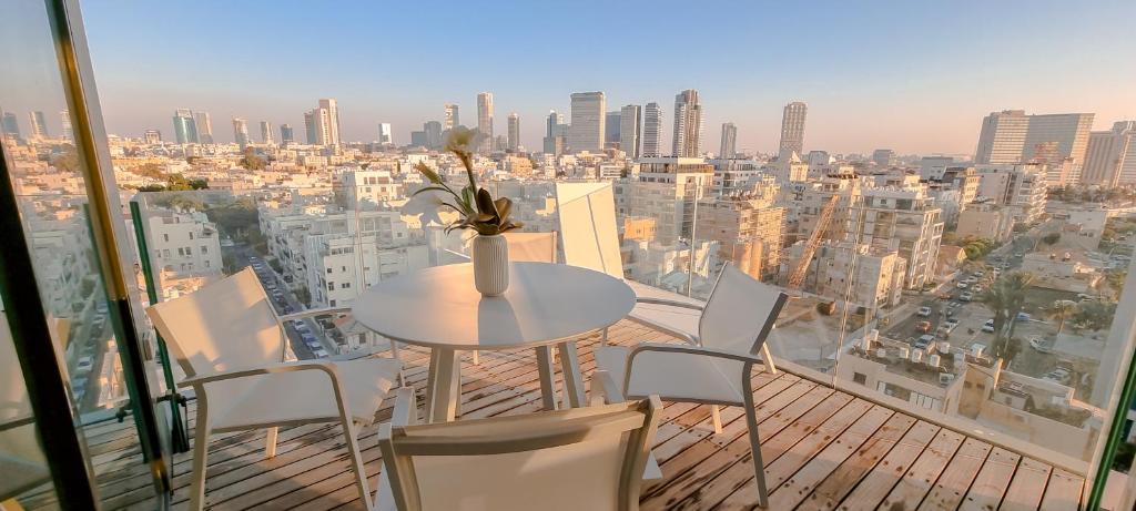 BnBIsrael apartments - HaYarkon Orchide photo 2