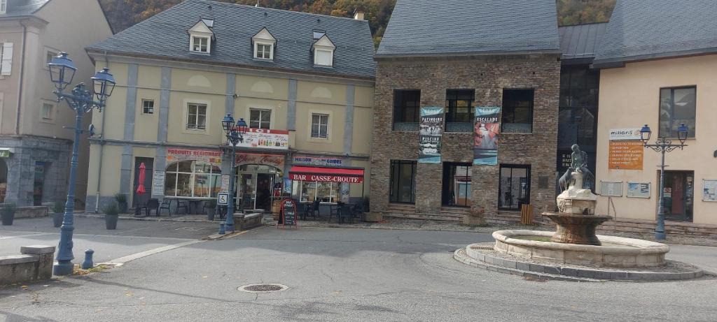 Appartement GAVARNIE Résidence Les 3 Cirques photo 1