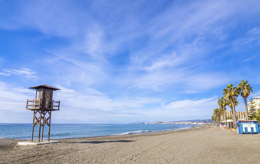 Cubo's Urban Beach Algarrobo photo 2