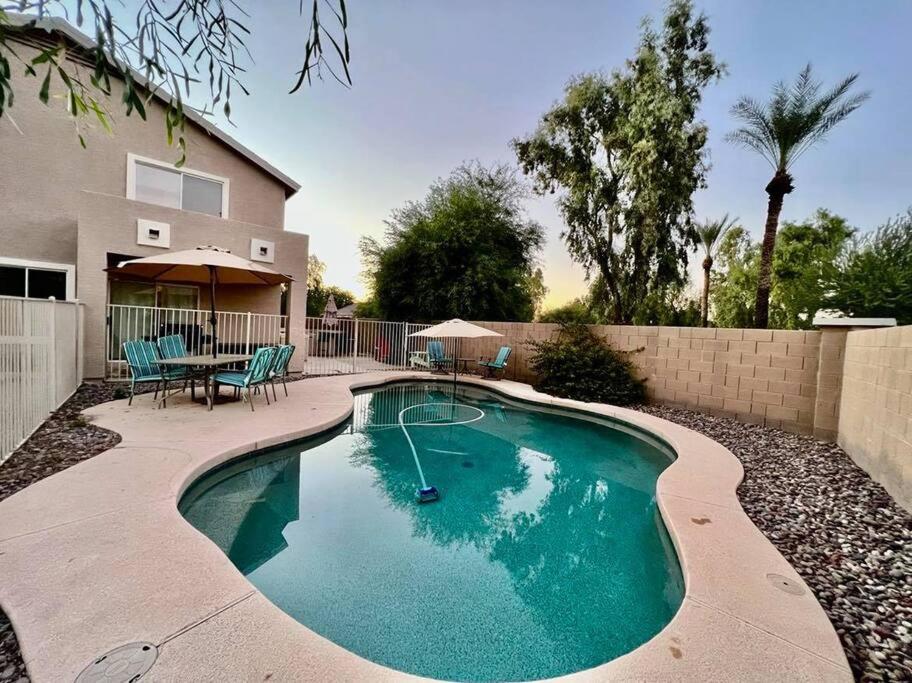 Glendale Pool Heat Pet Friendly image