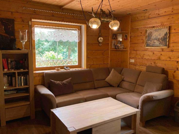 Ferienwohnung (idyllische Lage + 1800m² Garten) photo 3