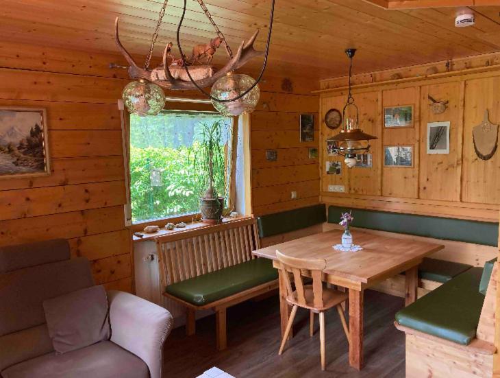 Ferienwohnung (idyllische Lage + 1800m² Garten) photo 4