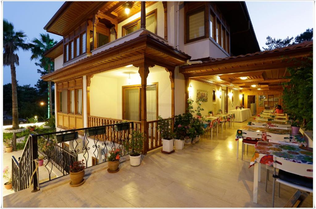Ayka Hotel photo 2