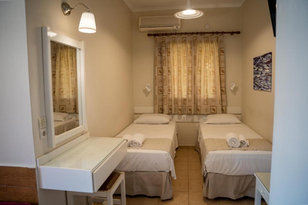 Blue Sky Apartments photo 2