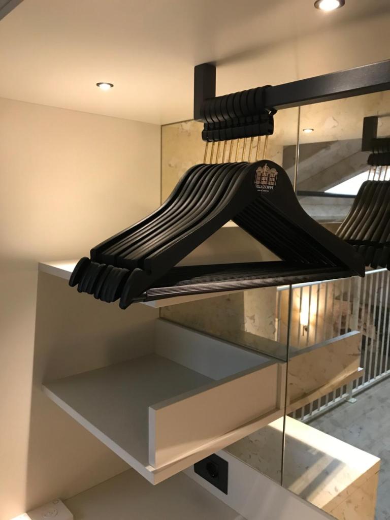 Luxury Apartments San Zeno photo 1