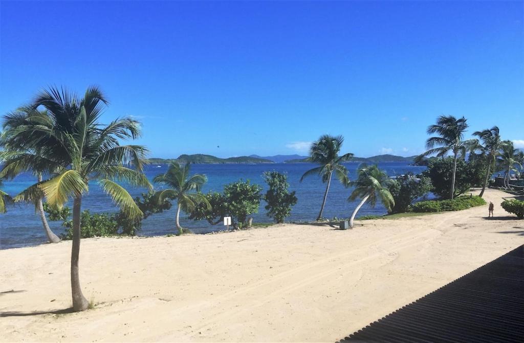Your Perfect Beachfront Condo in Paradise - Sapphire Beach photo 2