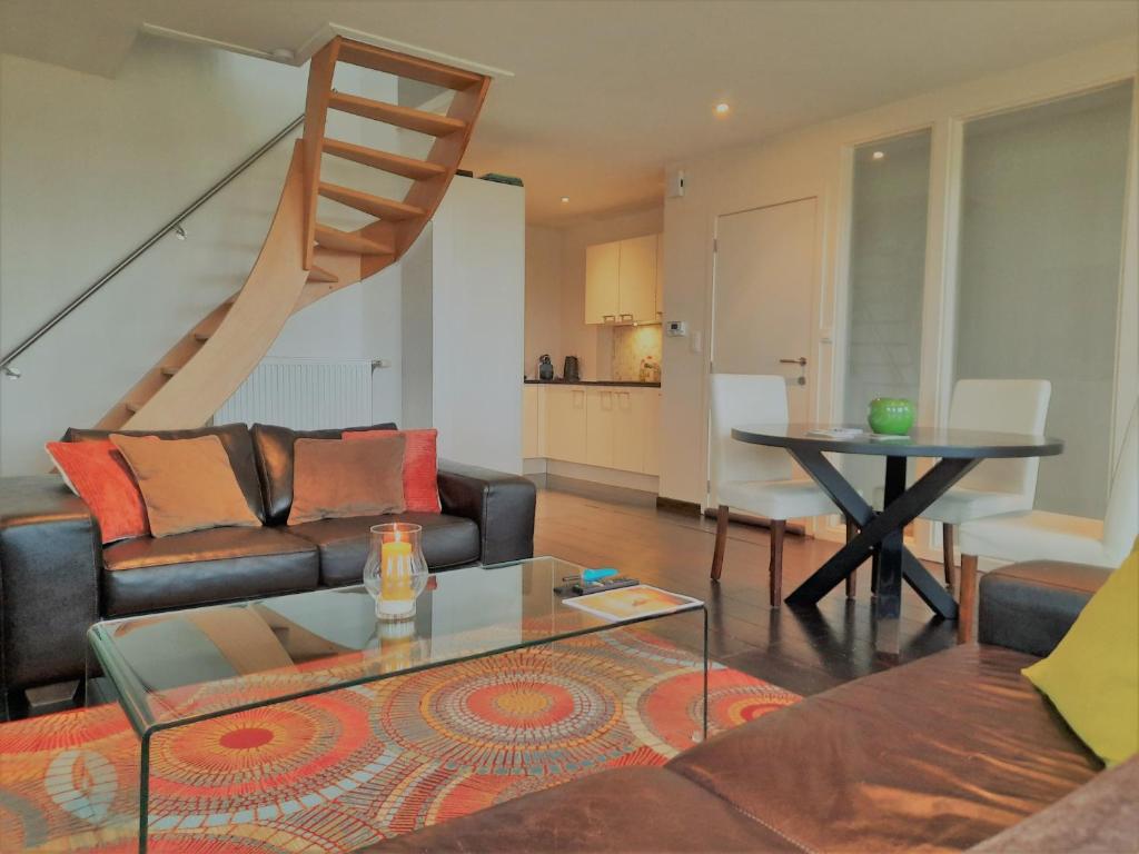 Cosy & charming holiday house in Damme photo 3