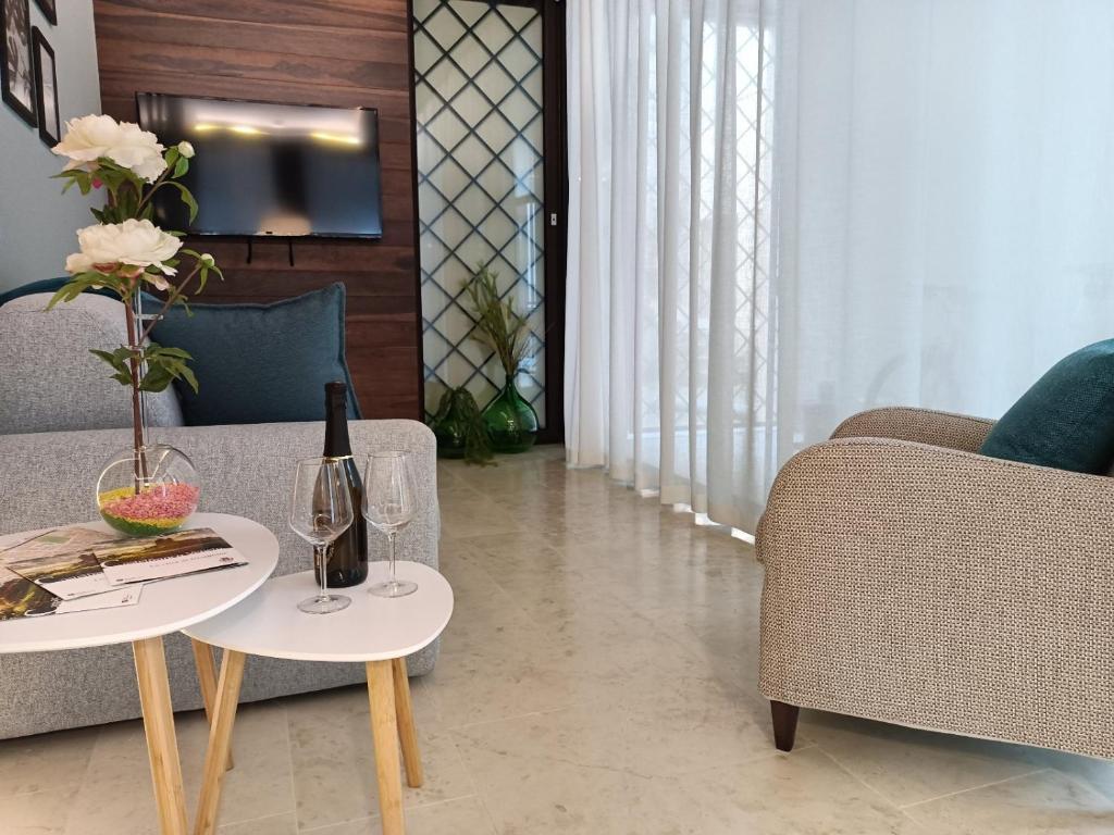 Vecchia Bastia Lodge photo 1