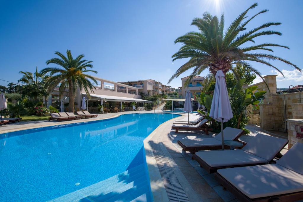 Isida Hotel Agia Marina photo 1