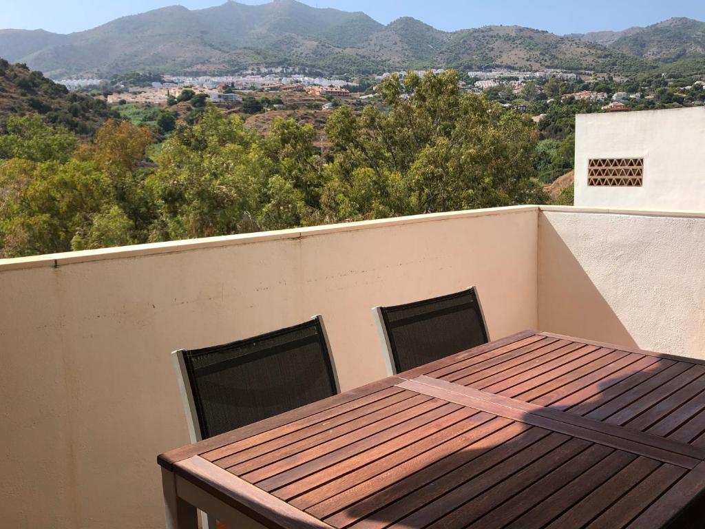 Comfortable and spacious apartment with nice views photo 2