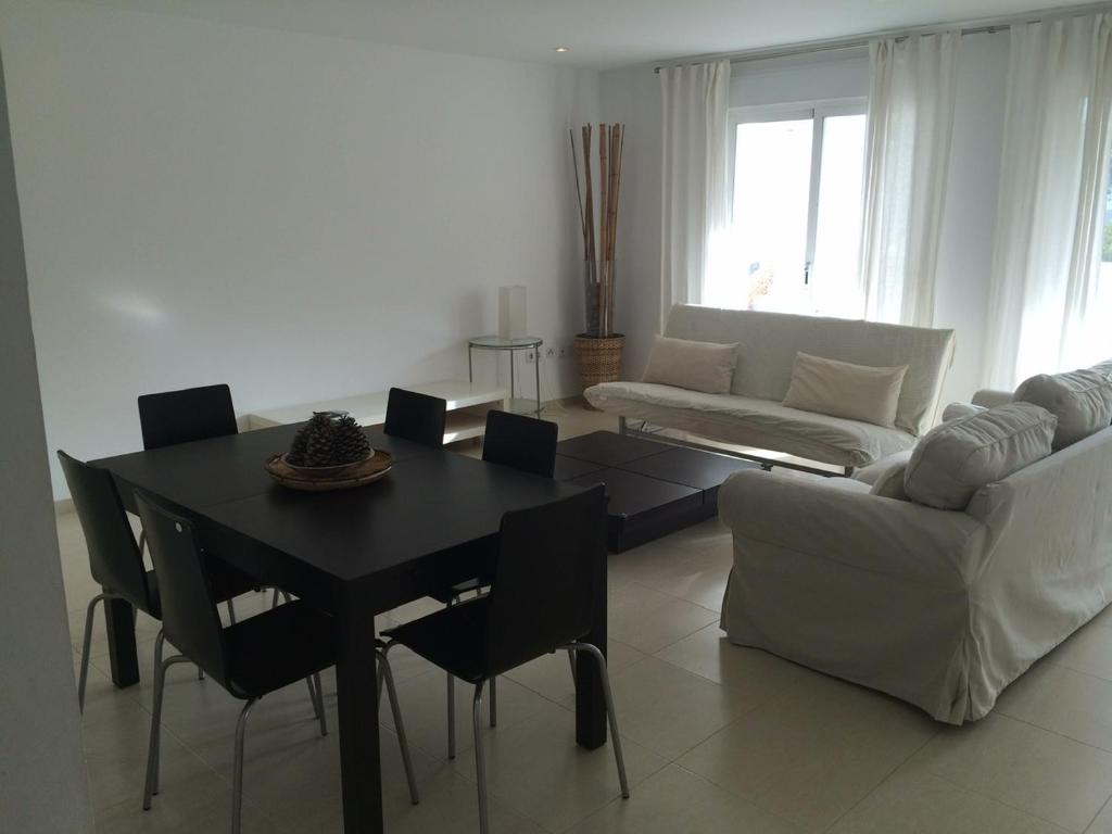 Comfortable and spacious apartment with nice views photo 4