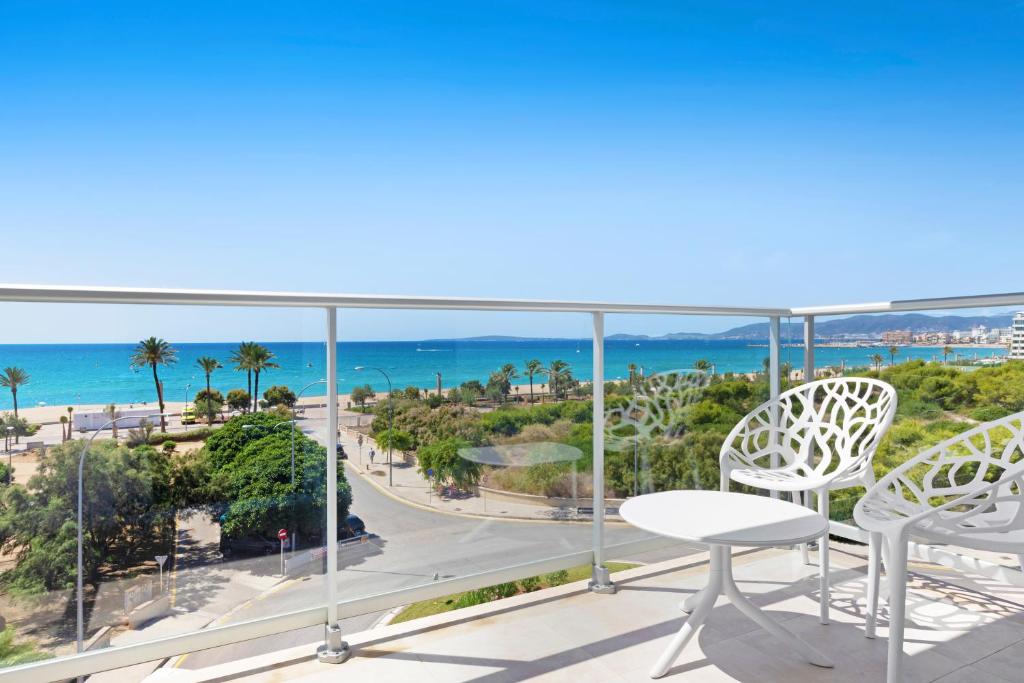 Hotel Sant Jordi photo 4