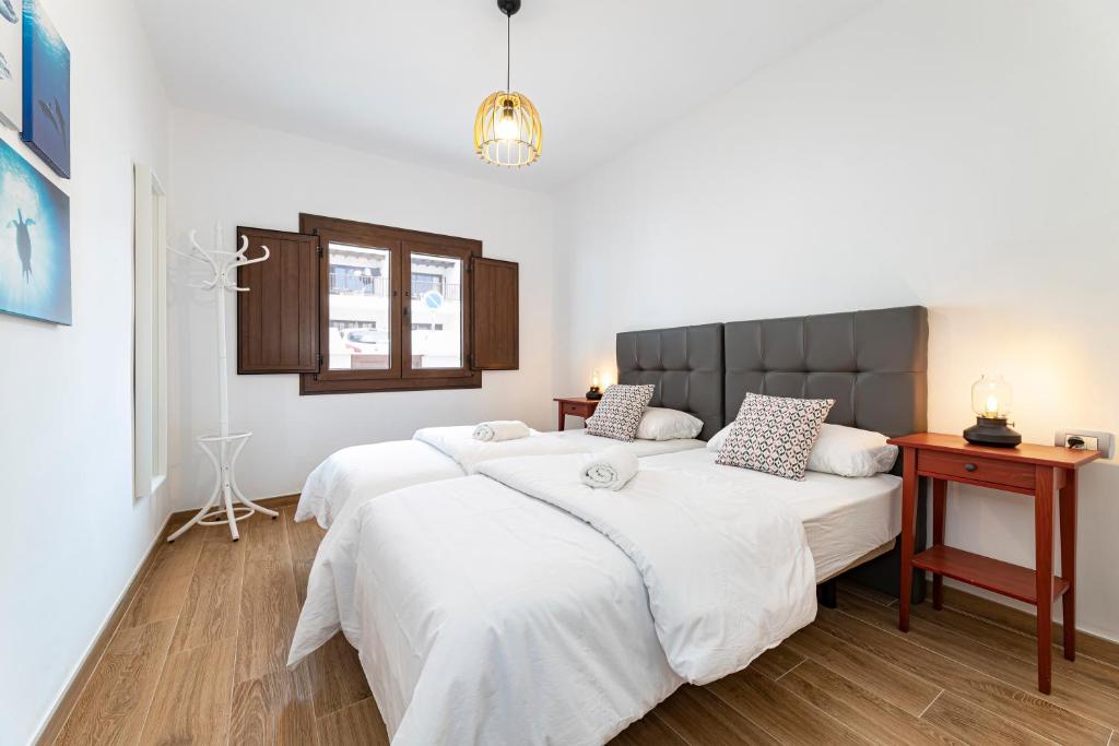 Tagoror 2 - Great location beach apartment photo 3