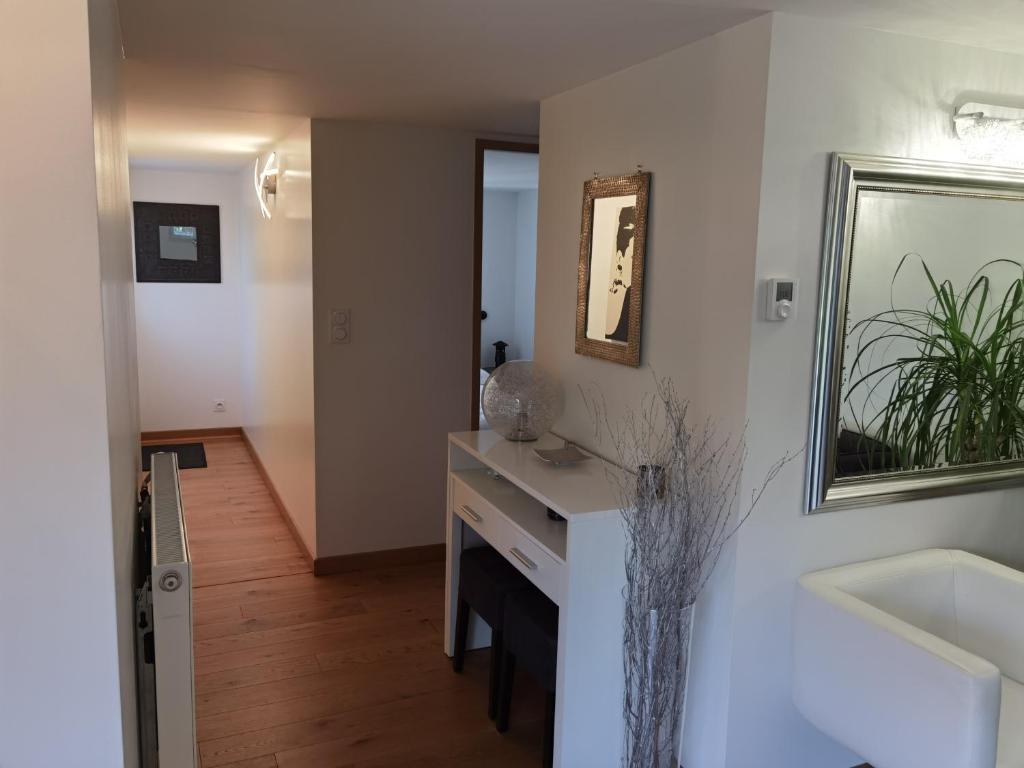 Très bel appartement avec vue sur les montagnes photo 4