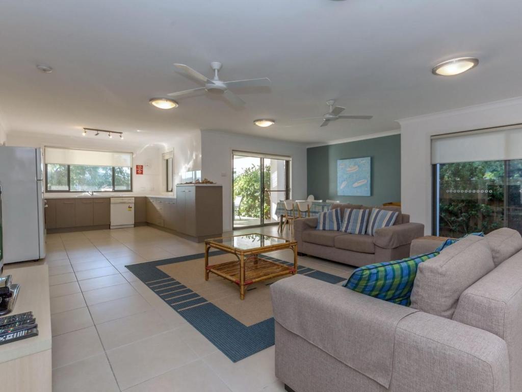 Beach House 1 20 Pacific Drive photo 2