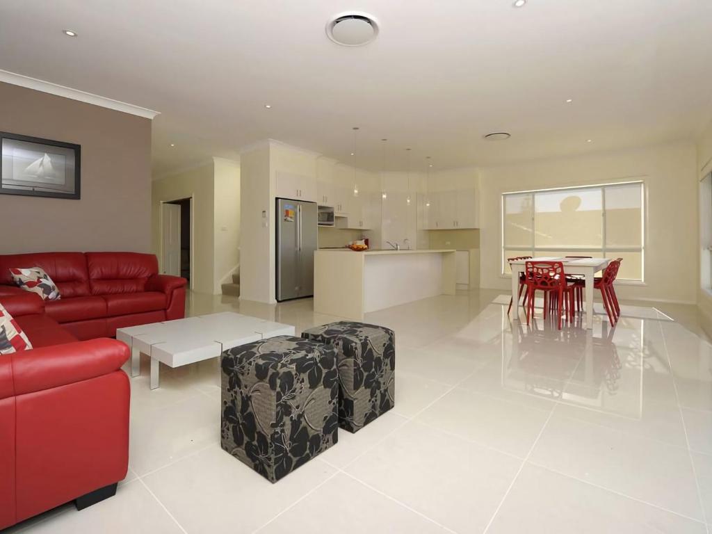 Ocean View Oasis at Fingal Bay photo 2