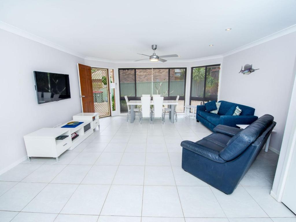 Pet Friendly Tomaree Rd 142 Shoal Bay photo 1